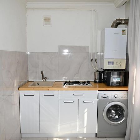Cozy Apartment Near To The Metro H Kochar 19 Ереван Экстерьер фото