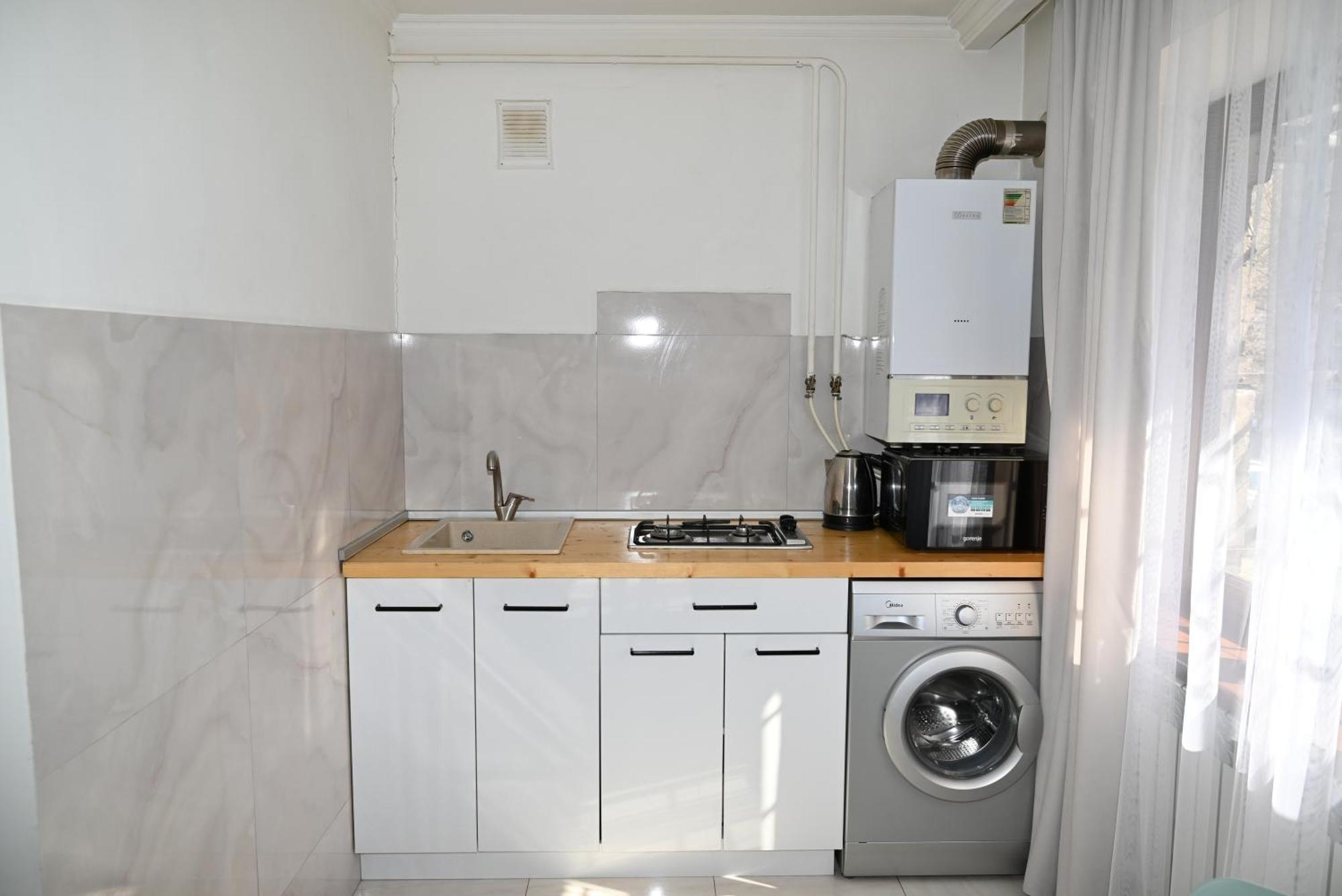 Cozy Apartment Near To The Metro H Kochar 19 Ереван Экстерьер фото